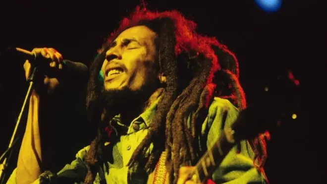 Bob Marley pentas langsung di Brighton Leisure Centre, Inggris pada tanggal 1 Juli 1980