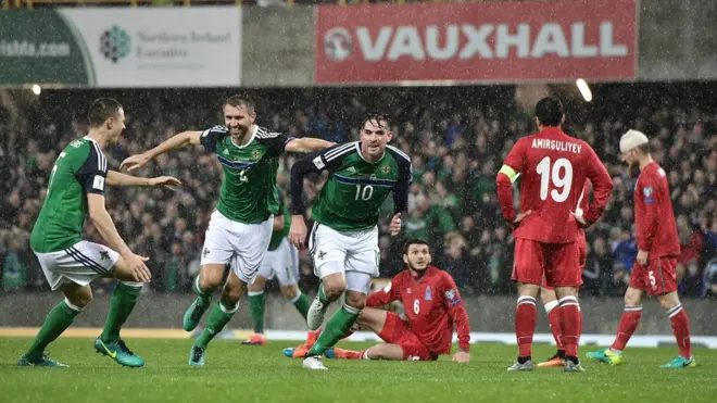 Azərbaycan milli komandası Dünya Çempionatının seçmə mərhələsi çərçivəsində cümə günü səfərdə Şimali İrlandiyaya qarşı keçirdiyi oyunda 4-0 hesabı ilə məğlub olub