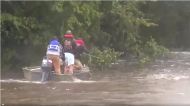 рятувальники