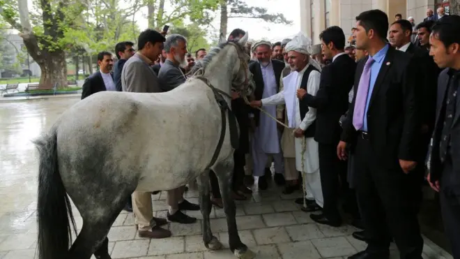 ارگ فرمانده داعش که به آقای غنی داده شد