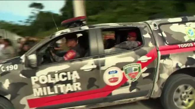 برازیل میں جیل سے فرار ہونے والے قیدیوں کی تلاش