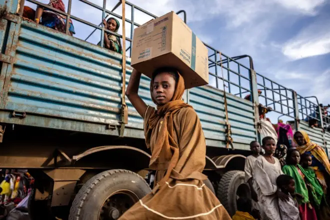 وضع إنساني صعب للغاية يعيشه المدنيون السودانيون