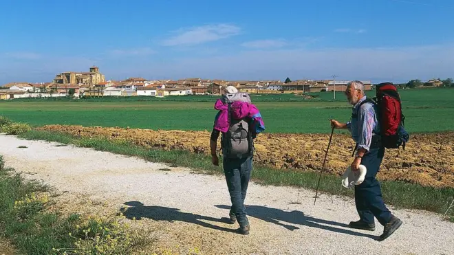 Теоретично, люди можуть жити 120 років і більше, кажуть вчені