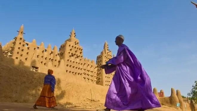 C'est finalement une conférence d'entente nationale dépouillée d'un de ses objectifs majeurs.