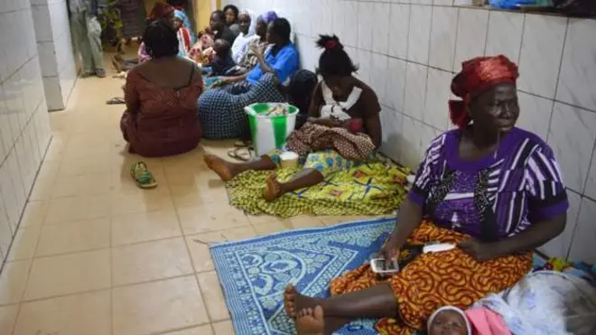 Les patients et leurs proches sont fatigués par la grève.