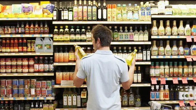 Gıda uzmanları piyasada çok sayıda hileli ürün bulunduğunu söylüyor.