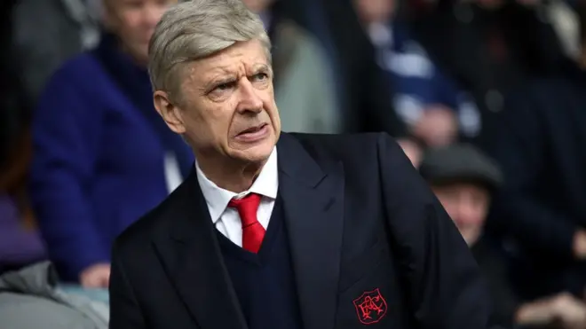 Arsene Wenger bakal mengumumkan tentang kepastiannya bertahan di Arsenal atau hengkang dalam waktu dekat.
