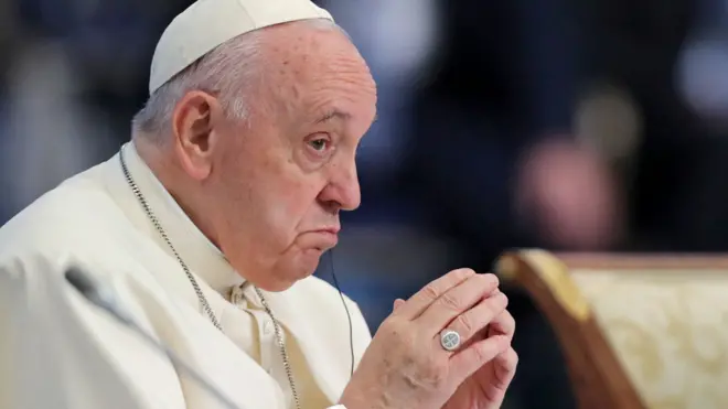 教宗方濟各在哈薩克努爾—蘇丹出席世界和傳統宗教領袖大會（14/9/2022）