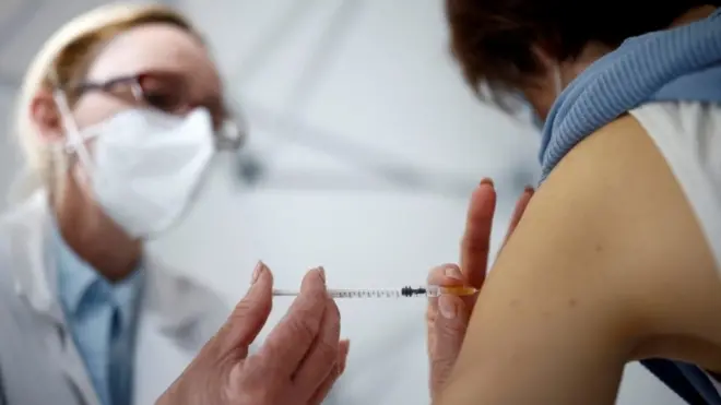 لقاح فيروس كورونا