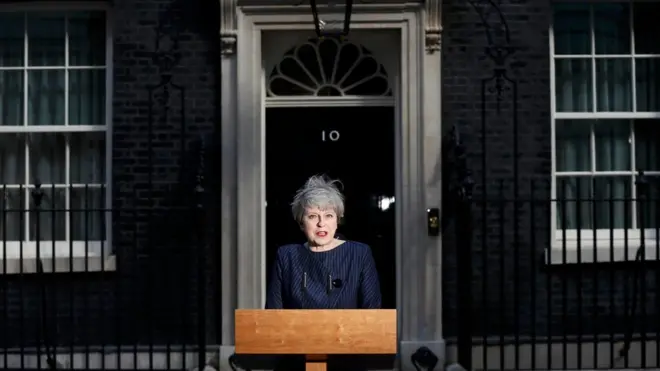Bà Theresa May tuyên bố dự định mở bầu cử sớm