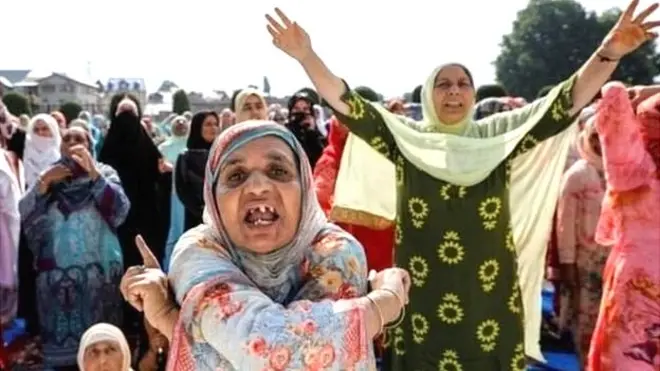 कश्मीरी महिलाएं