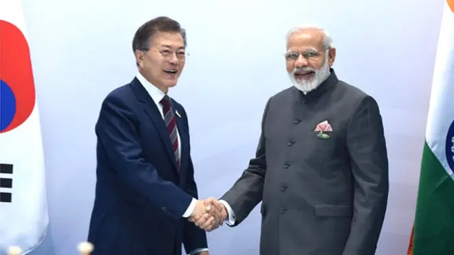 दक्षिण कोरिया के राष्ट्रपति मून जे-इन और भारत के प्रधानमंत्री नरेंद्र मोदी
