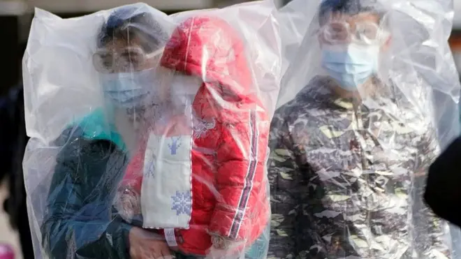 Люди в пакетах