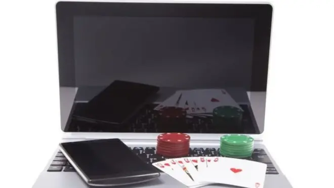 इंटरनेट