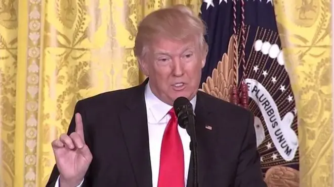 特朗普为自己的表现辩护说，他的新政府已取得"重大进展"。