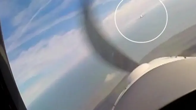 Два самолета лишь чудом не столкнулись в небе возле города Истбурн