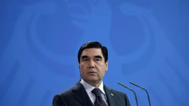 12 senedir cumhurbaşkanlığı görevini yürüten Berdimuhamedov gelecek yılki seçimlerin çok adaylı yapılacağını söyledi.