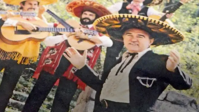 Slavko Perovic, mariachi yugoslavo