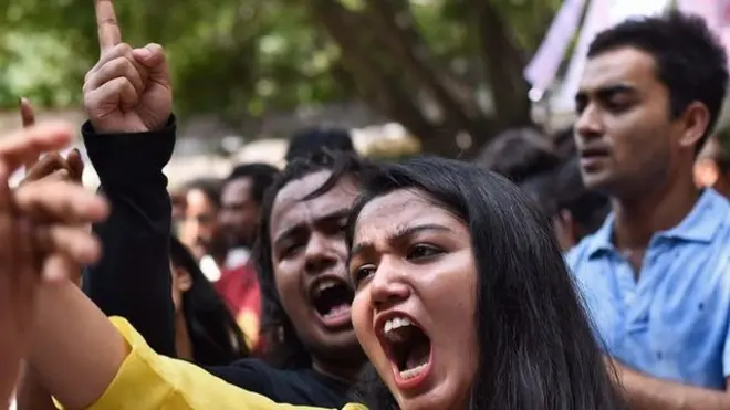 جے این یو سے اٹھنے والی آواز ایک زمانے سے ملک کے طول و عرض میں سنی جاتی ہے