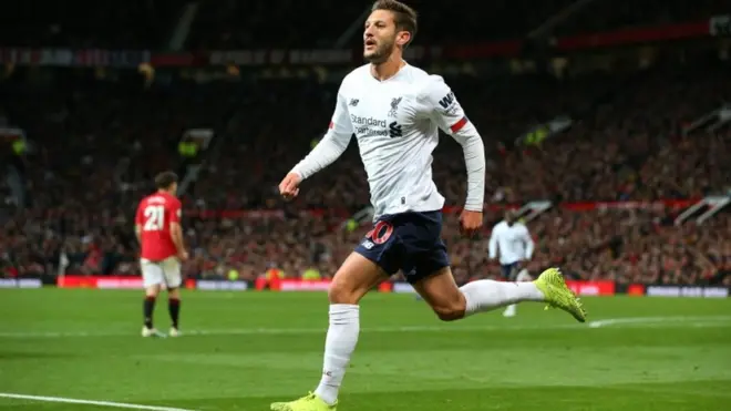 آدم لالانا ينقذ ليفربول من أول هزيمة له في الدوري الانجليزي