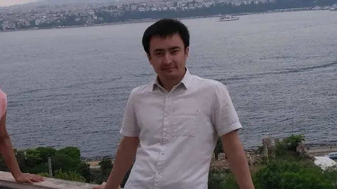 Мавлонбек Аббосов ҳокимият органларини танқд қилиб келган