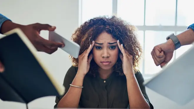 Esl estrés laboral es un asunto de salud pública.