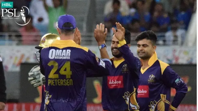 کوئٹہ گلیڈی ایٹرز نے لاہور قلندرز کو اپنے پہلے میچ میں نو رنز سے شکست دے دی۔