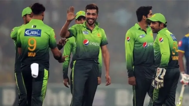 محمد عامر کو ان کی حالیہ بری فارم کی وجہ سے ٹیم میں شامل نہیں کیا گیا