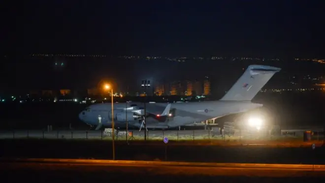 فرودگاه بین المللی اربیل محل استقرار نیروهای ائتلاف ضدداعش به رهبری آمریکاست