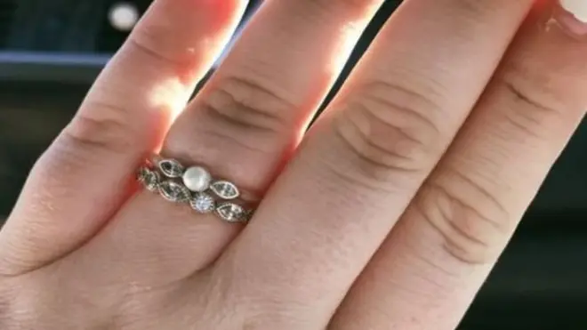 Обручальное кольцо