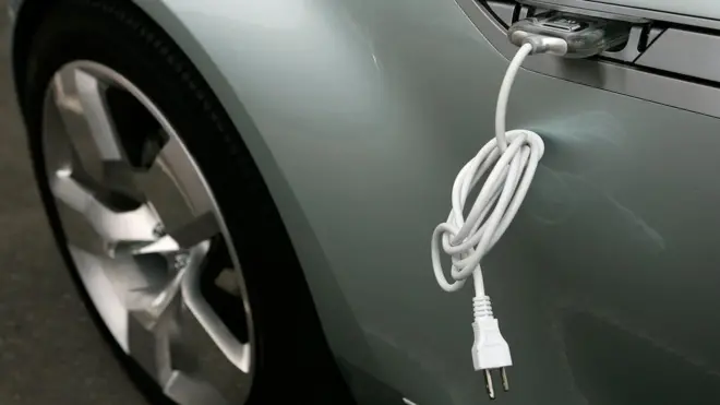 Несмотря на надежды Александра Новака, россияне не спешат обзаводиться электрокарами