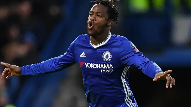 Michy Batshuayi join Chelsea from Marseille for 2016