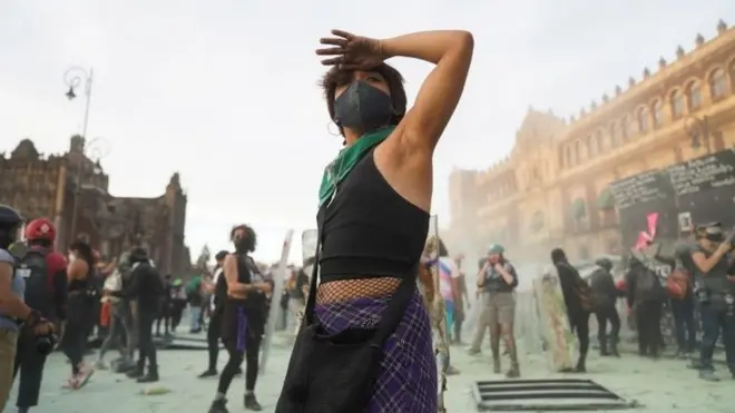 Dubartii yeroo hiriiraa masaraa biyyaalessaa fuulduratti