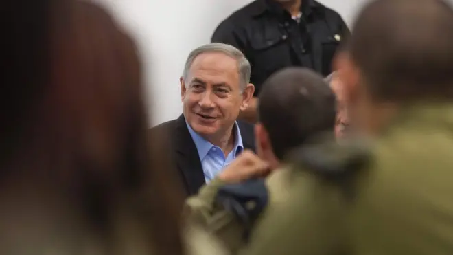 يعتبر نتنياهو الاتفاق النووي خطرا على إسرائيل ويصفه بالسيء.