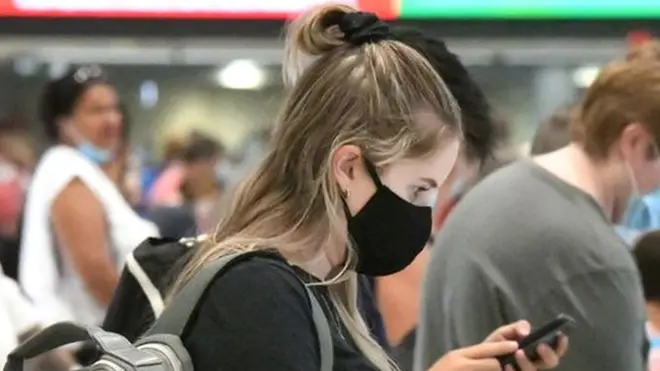 ऑस्ट्रेलियाई लोगों के भारत से लौटने पर लगा प्रतिबंध