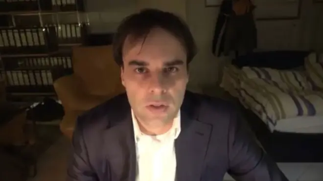 En un manifiesto de 24 páginas, Tobias Rathjen dice que "no todos los que tienen un pasaporte alemán son valiosos y de raza pura".