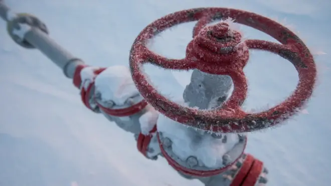 Сильные холода в Сибири, с одной стороны, помогли нефтяникам, а с другой - привели к финансовым потерям