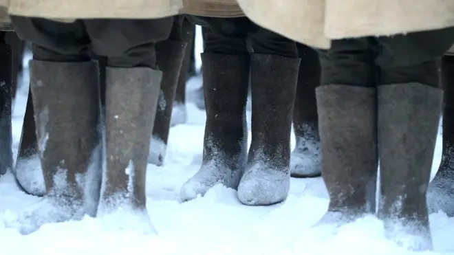 Третина росіян не можуть купити собі взуття по сезону, як свідчать офіційні дані Россстату