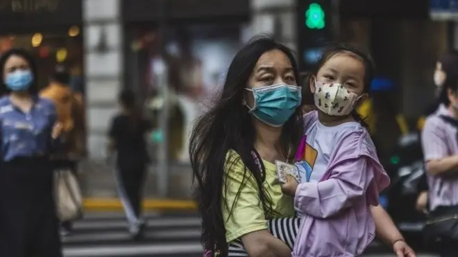 Ljudi na ulici, Kina, maj 2021.