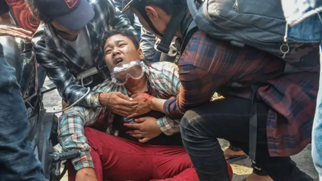 Myanmar'da darbe karşıtı eylemlerin en kanlı günü