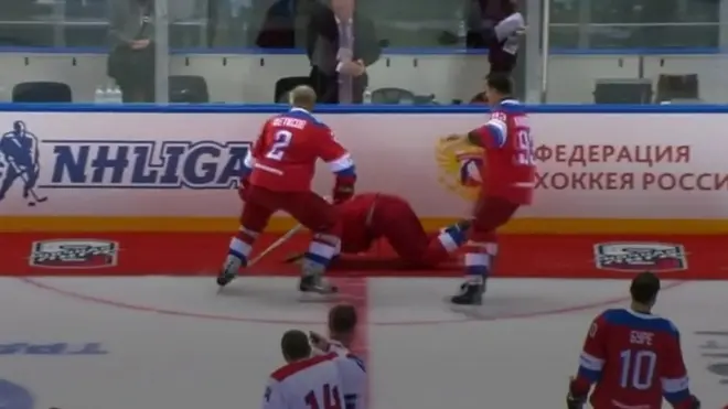Vladimir Putin falls on ice