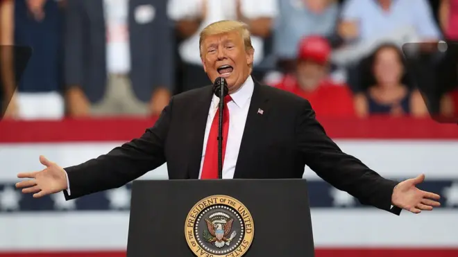 Трамп каже да медији не извештавају исправно о његовој администрацији