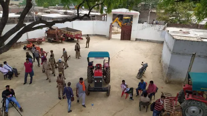 विकास दुबे का घर