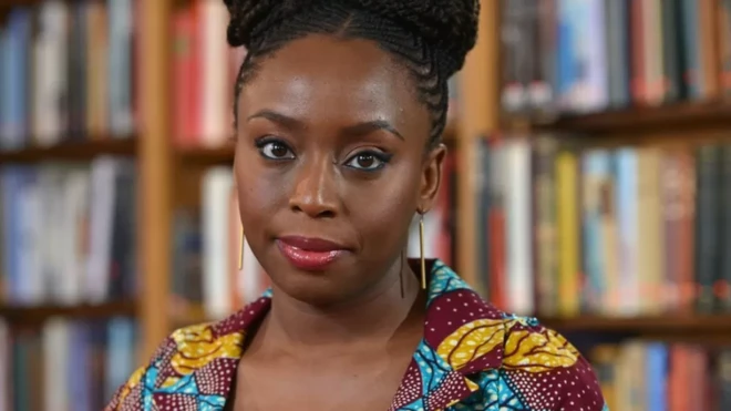 अभिव्यक्ति की आज़ादी की एक सशक्त पैरोकार, मशहूर लेखिका चिमामंदा नगोज़ी एडिची