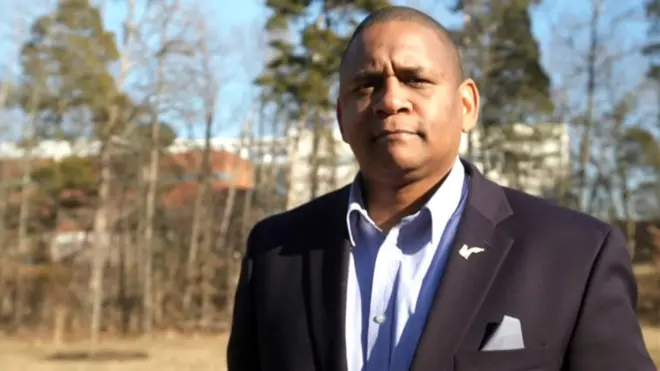 Selon les experts, on pourrait diluer les anticorps de John Hollis 1 000 fois et ils tueraient toujours 99 % des virus.