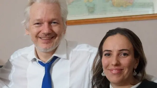 Assange ve Moris