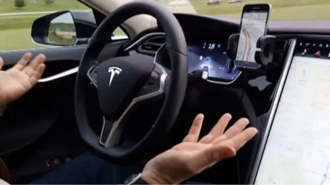 Автомобиль Tesla