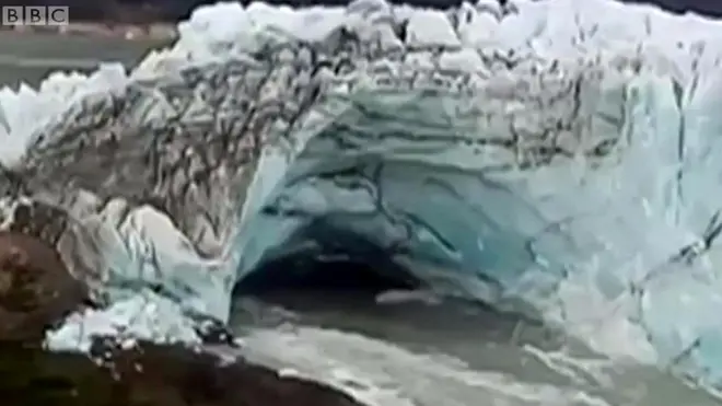 ارجنٹینا میں موجود ایسا گلیشیئر جو بار بار بنتا اور ٹوٹتا ہے