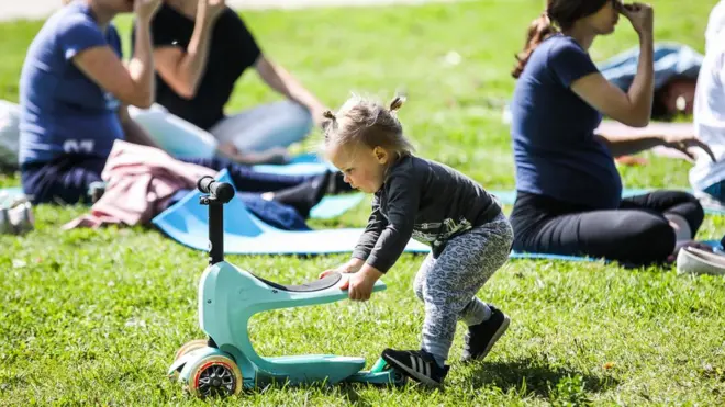 Девочка в парке