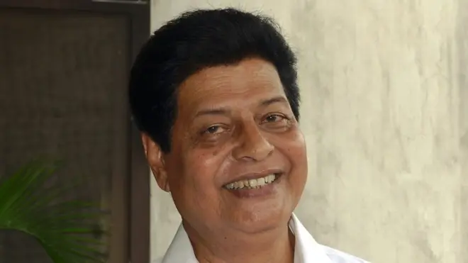 চলচ্চিত্র অভিনেতা ফারুক। যার পুরো নাম আকবর হোসেন পাঠান। যুদ্ধজাহাজ চালানোর স্বপ্ন দেখতেন ছোটবেলায়। হয়ে গেলেন অভিনেতা।